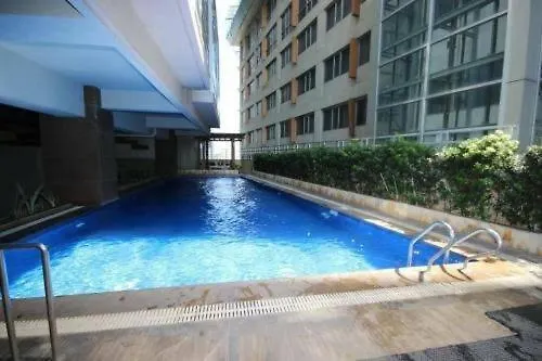 Club Ultima King Bed Loft Unit 100mbps Wi-fi -2507 * Себу